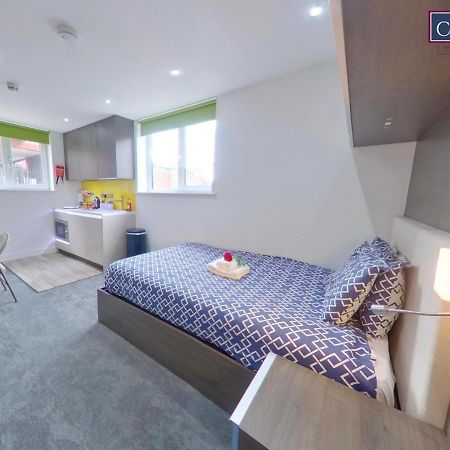 New House - Magnificent Studios In Coventry City Centre, Free Parking, By Covstays المظهر الخارجي الصورة